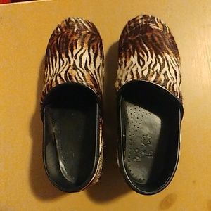Dansko closed back clog tiger print